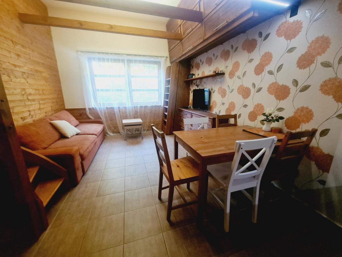 Апартаменти Cihlarka - Lisci Doupe 110 Пец под Снескоу Екстер'єр фото