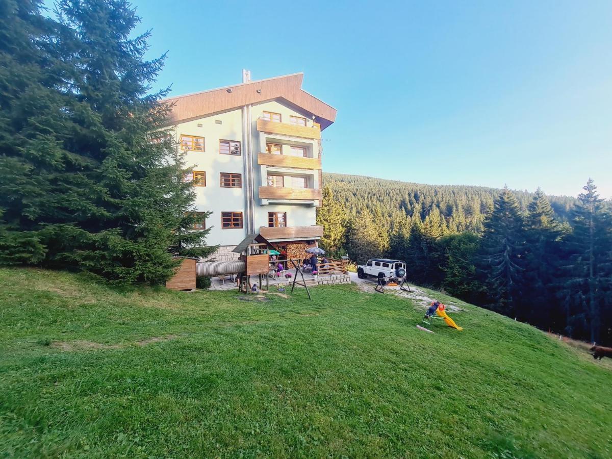 Апартаменти Cihlarka - Lisci Doupe 110 Пец под Снескоу Екстер'єр фото
