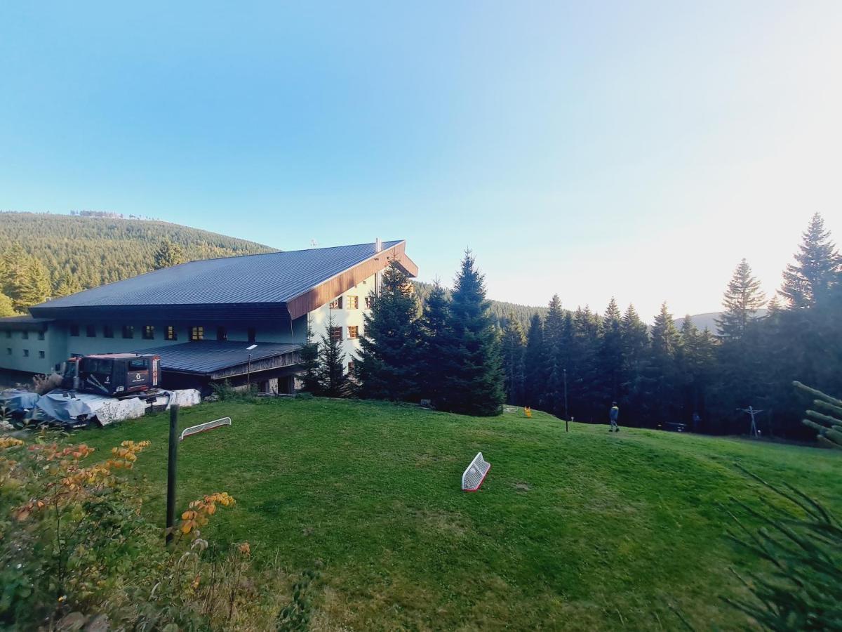 Апартаменти Cihlarka - Lisci Doupe 110 Пец под Снескоу Екстер'єр фото